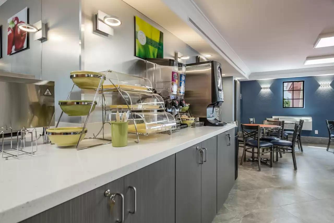 המפטון Quality Inn מראה חיצוני תמונה
