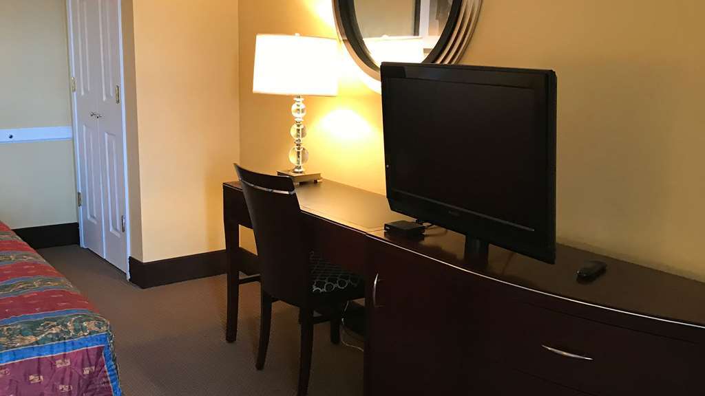 המפטון Quality Inn חדר תמונה